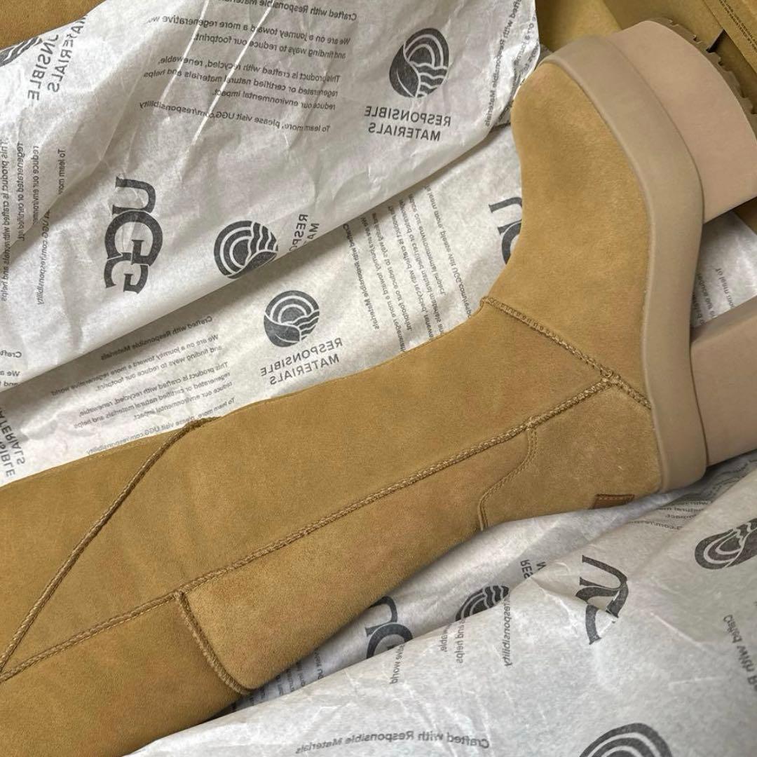 UGG ロングブーツ　New Heights Platform Xtra