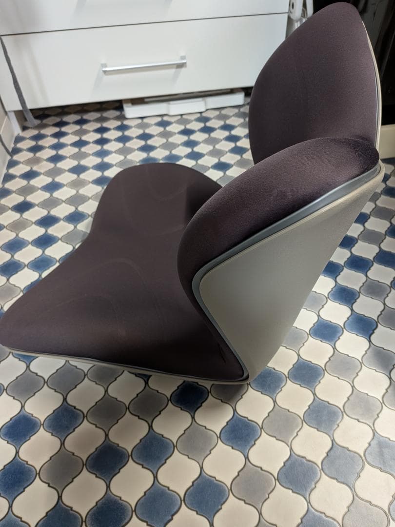 スタイル プレミアム 姿勢矯正椅子