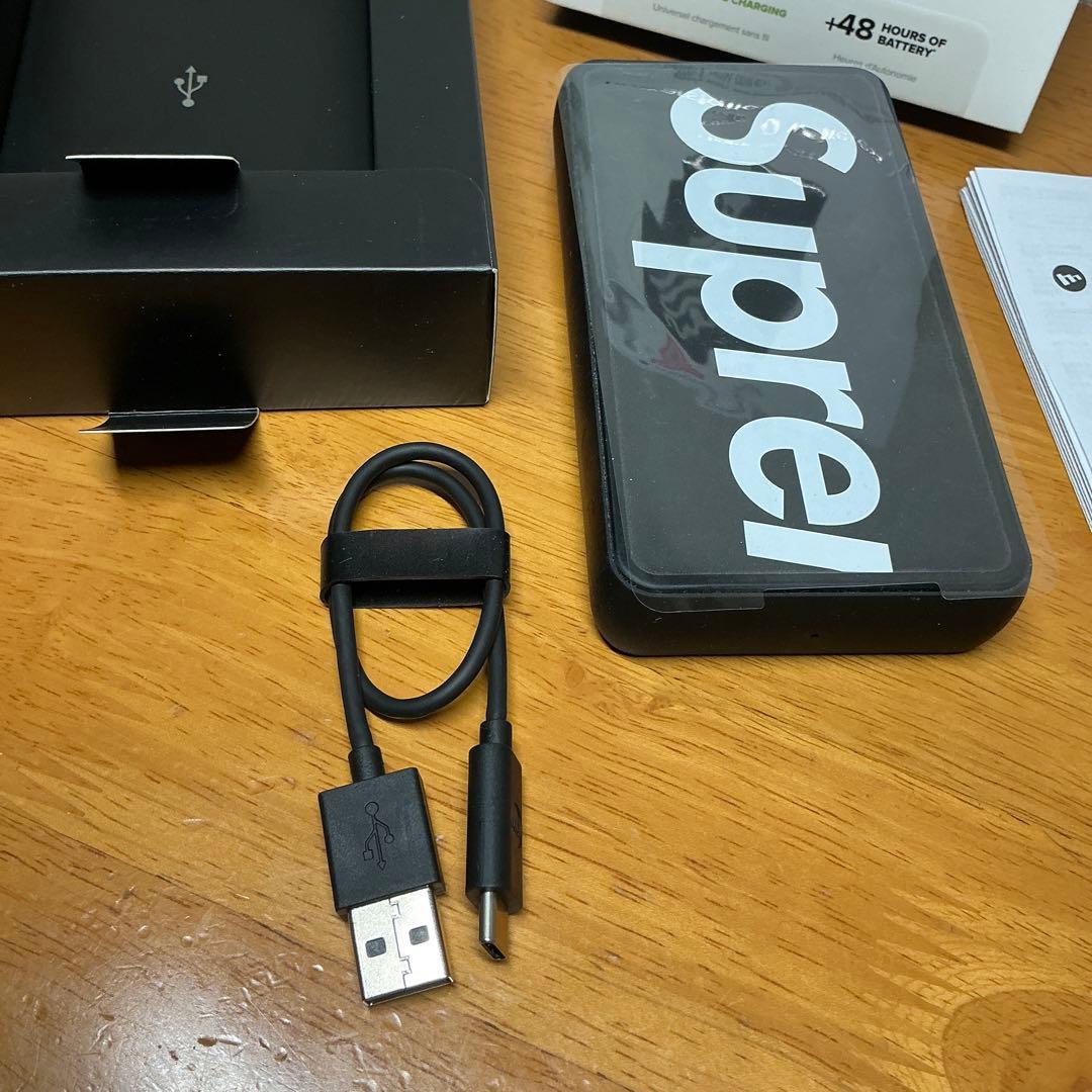 スマホアクセサリー Supreme/mophie powerstation wireless
