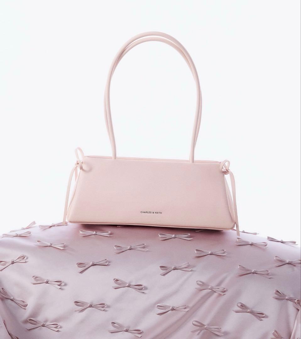 【美品】CHARLES & KEITH ショルダーバッグ (ピンク)