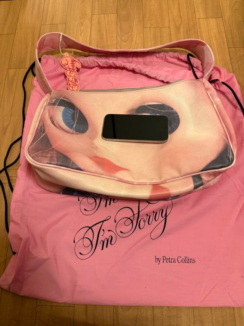 I’m sorry by Petra Collins ショルダーバッグ