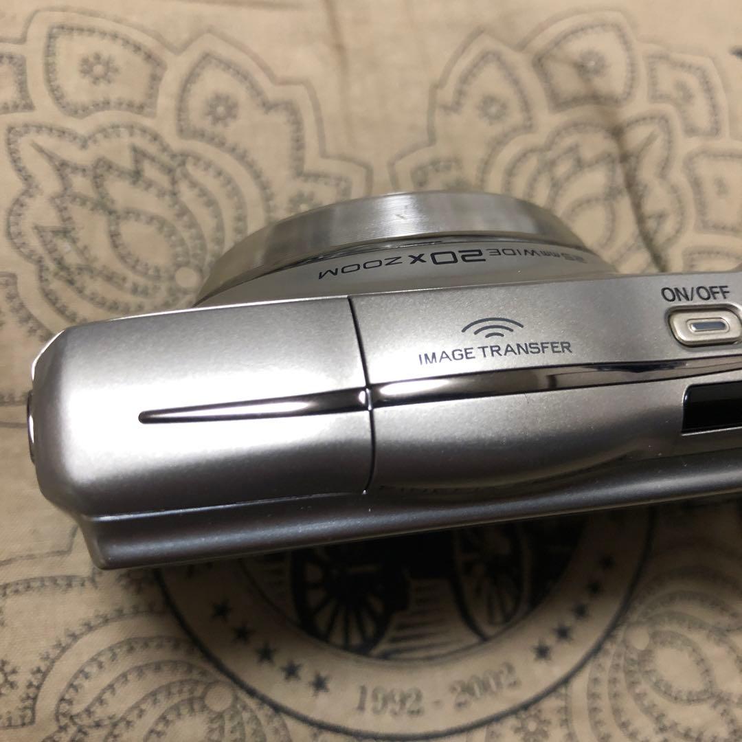 美品 FUJIFILM FinePix F800EXR デジカメ コンデジ