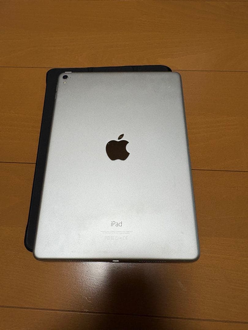 箱無し　iPad Pro (9.7-inch) シルバー 本体