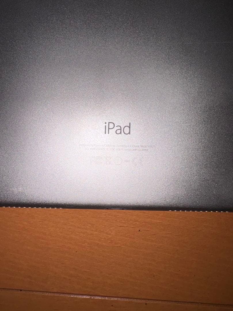 箱無し　iPad Pro (9.7-inch) シルバー 本体