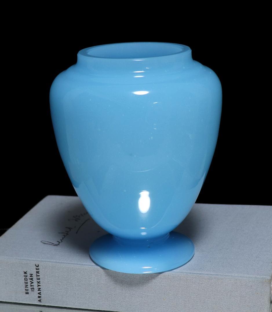 オールド・バカラ 珍品1970年 大型 スカイブルー オパーリンクリスタル製花瓶