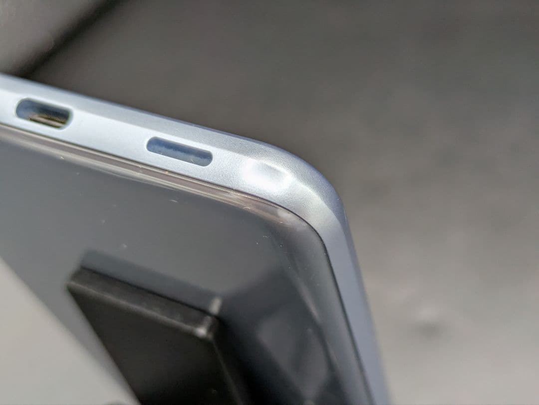 AQUOS sense3 plus 901SH 本体