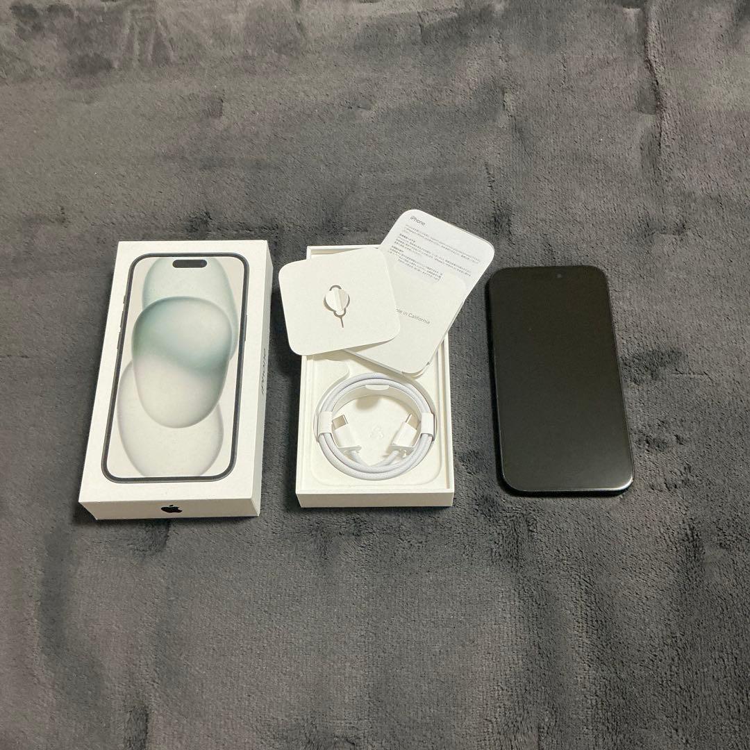 iPhone 15 本体 ブラック128GB SIMフリー 付属品未使用
