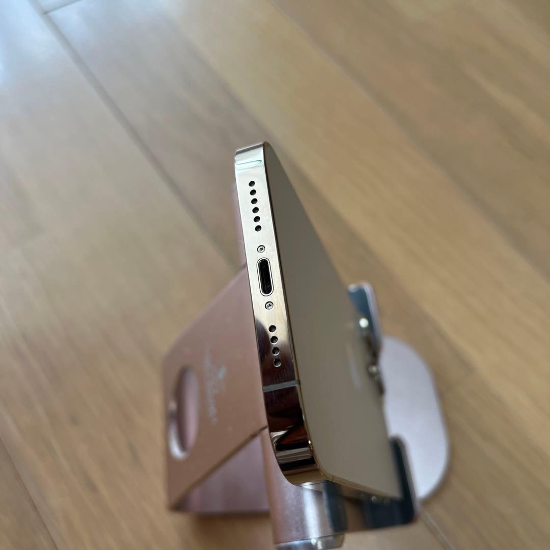 バッテリー新品100%超美品！iPhone13 pro max 128GB