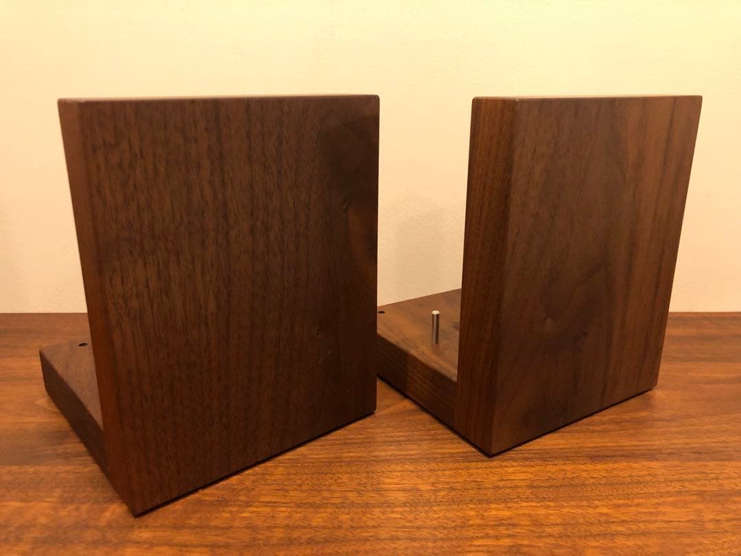 ブックエンド（ウォールナット無垢）