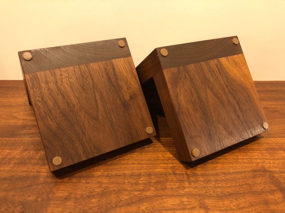 ブックエンド（ウォールナット無垢）