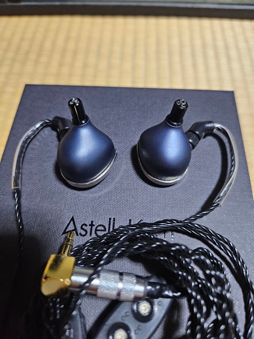 極美品　JH Audio RoxanneII