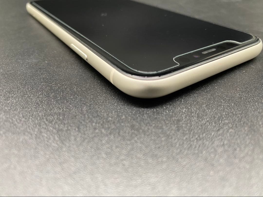 ★【美品】Apple iPhone11 NWM22J/A 128GBSIMフリー