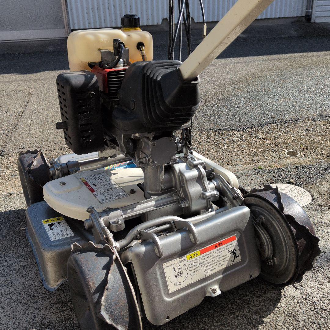 AGRI スピリット 4WD 芝刈り機、新品歯4枚付き。