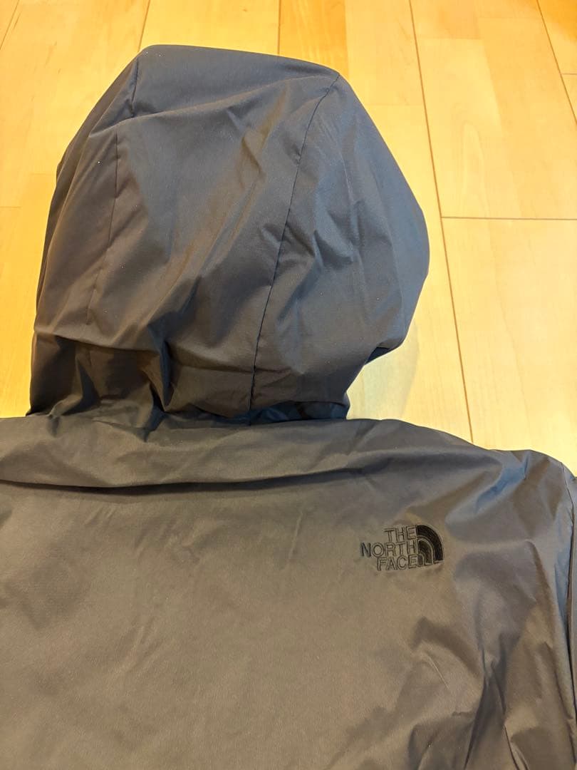 【ザノースフェイス】リバーシブルテックエアーフーディ NT62580 Kブラック