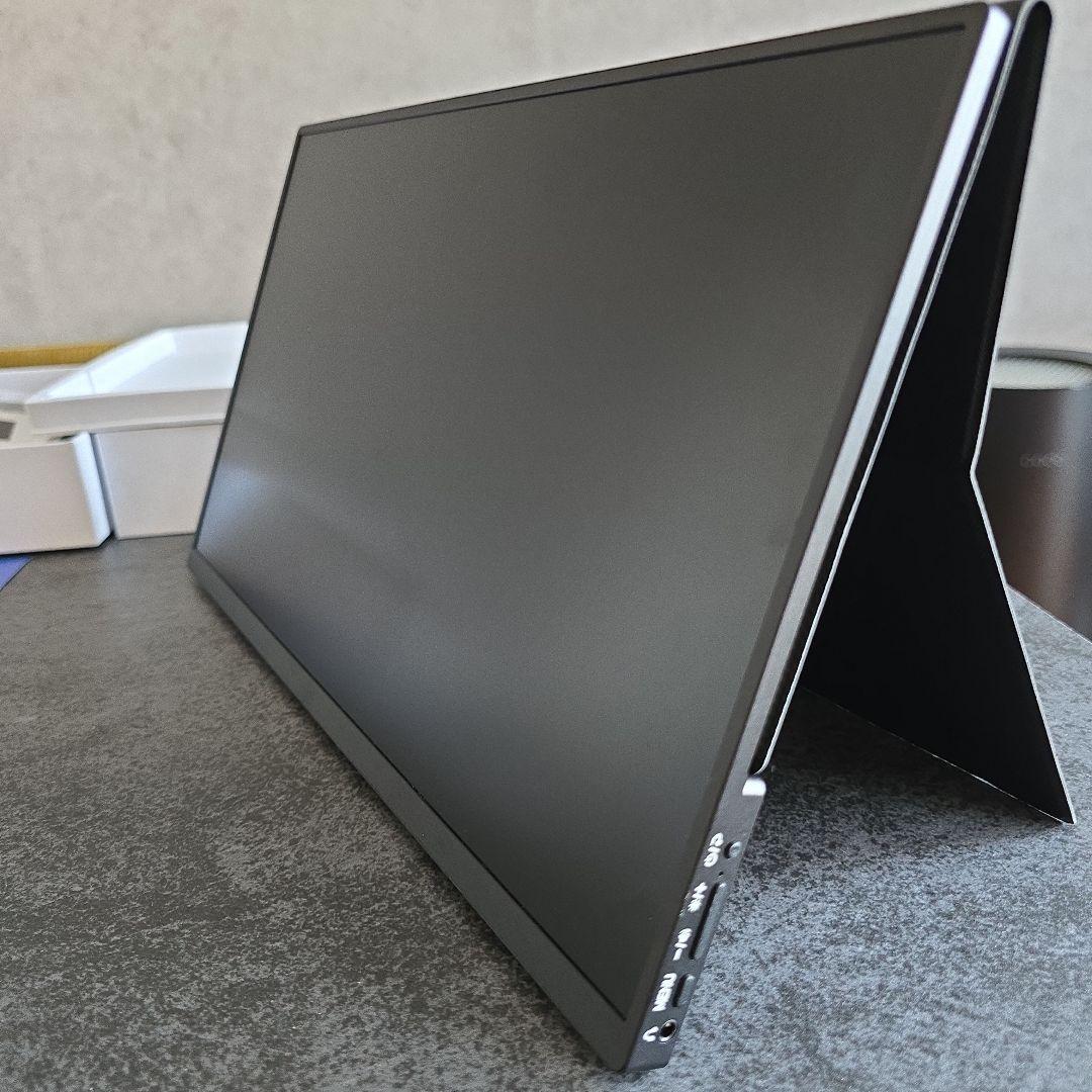 美品　ポータブルモニター USB-C接続　15.６インチ