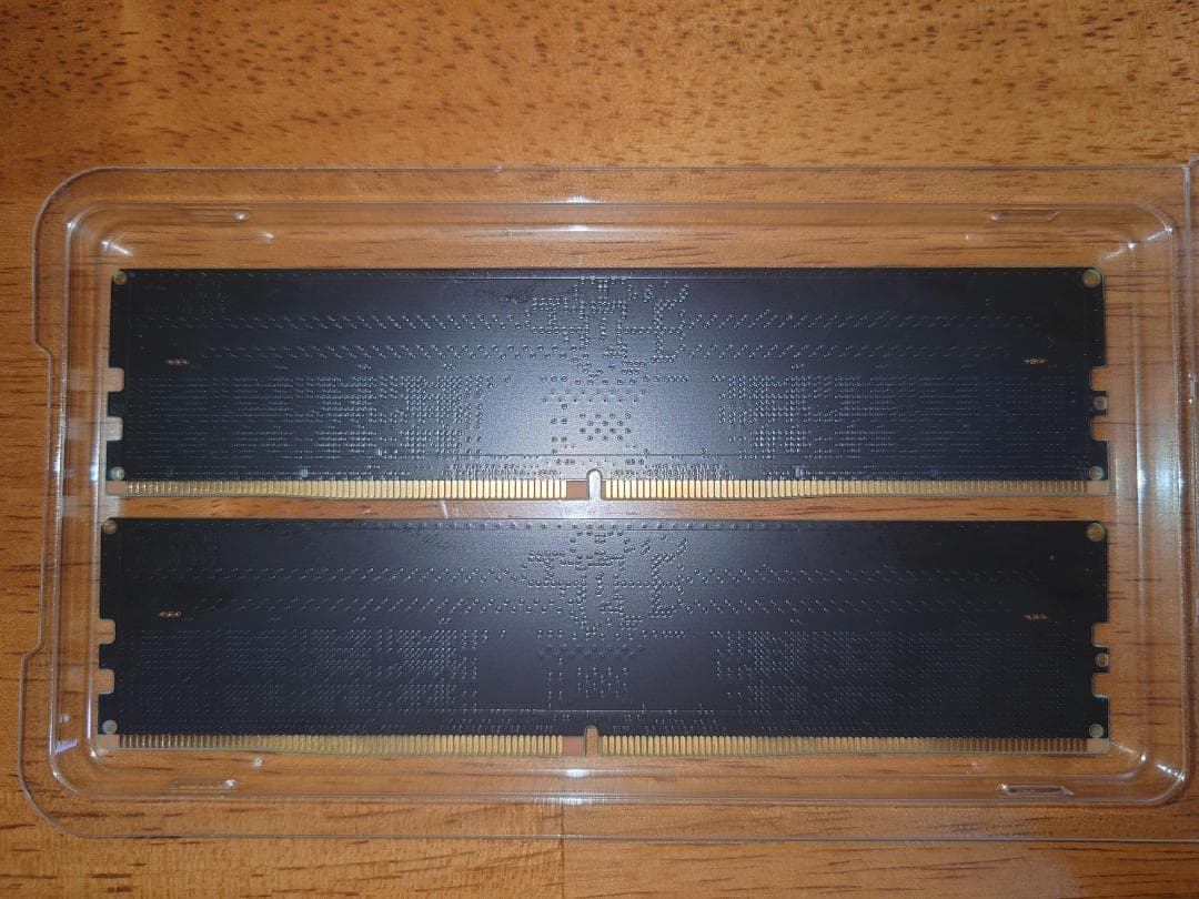 り*ま様 Crucial DDR5-4800 UDIMM 16GBx2枚（計32