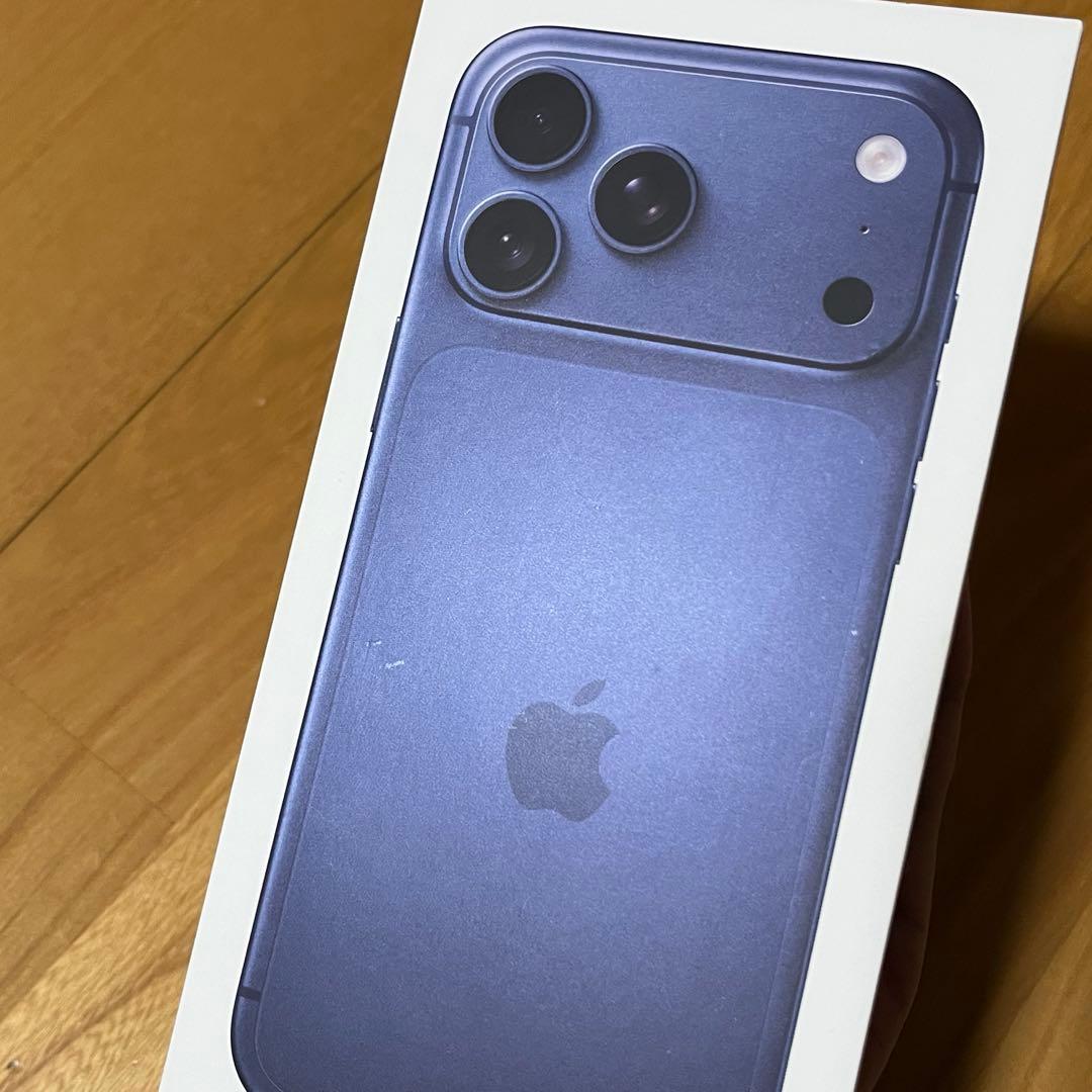 【新品未開封】iPhone 17 Pro Max 512GB ディープブルー