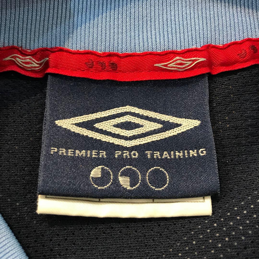 UMBRO アンブロ　ピステ　プルオーバー　ナイロンジャケット