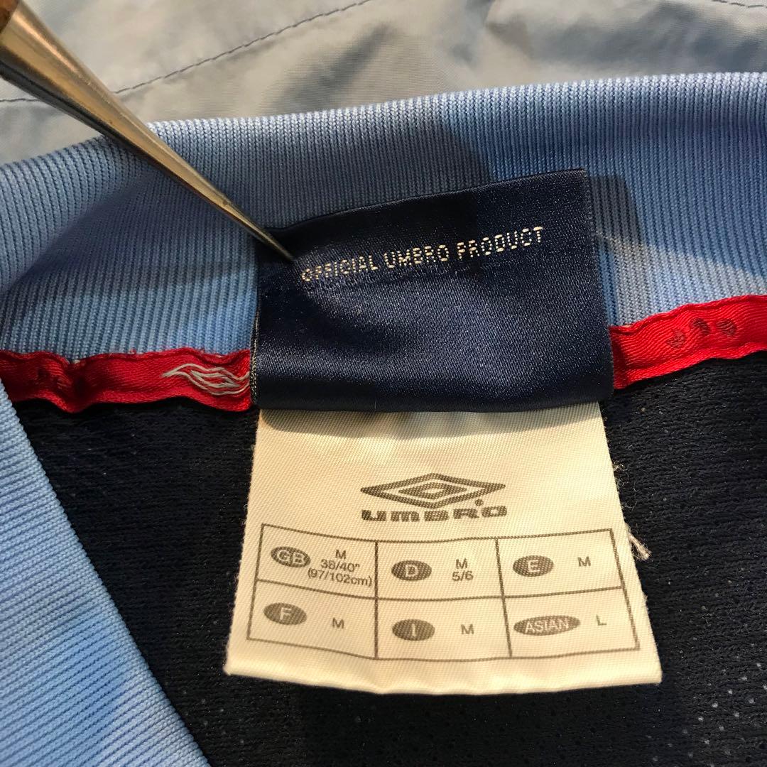 UMBRO アンブロ　ピステ　プルオーバー　ナイロンジャケット