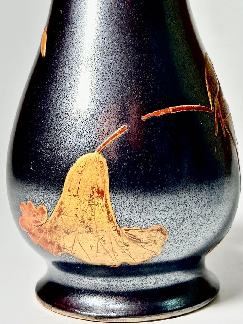 明治の名工 加藤五輔 錆釉蓮雀文小花瓶 瀬戸黒 美濃焼 瀬戸焼