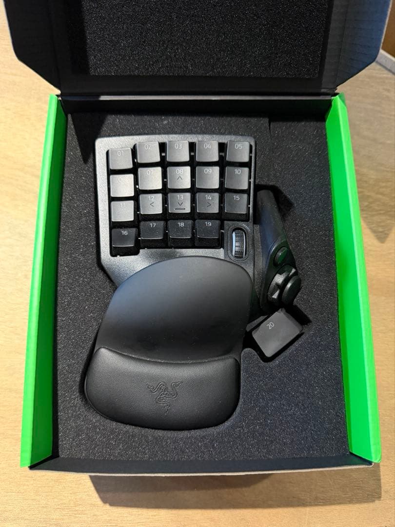 【未使用品】Razer TARTARUS PRO 左手用ゲーミングキーパッド