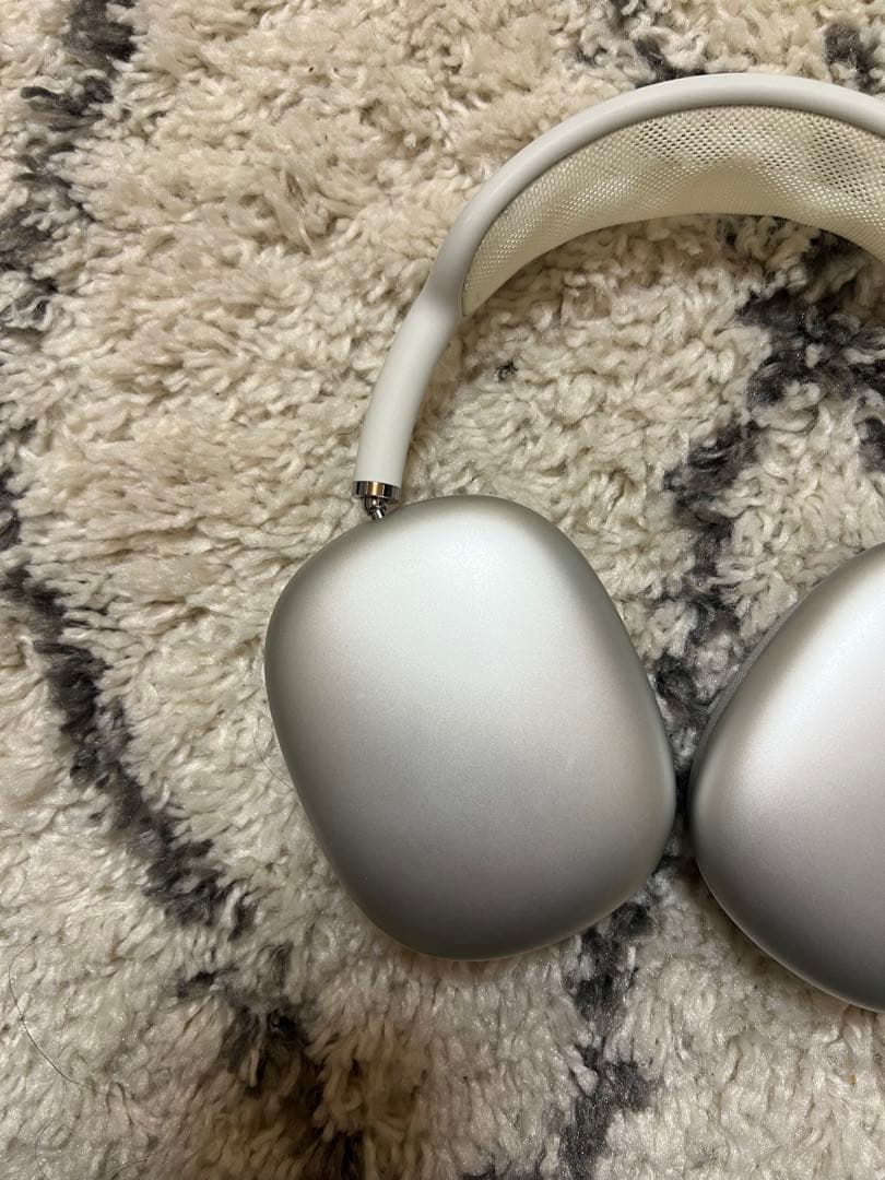 Apple AirPods Max シルバー