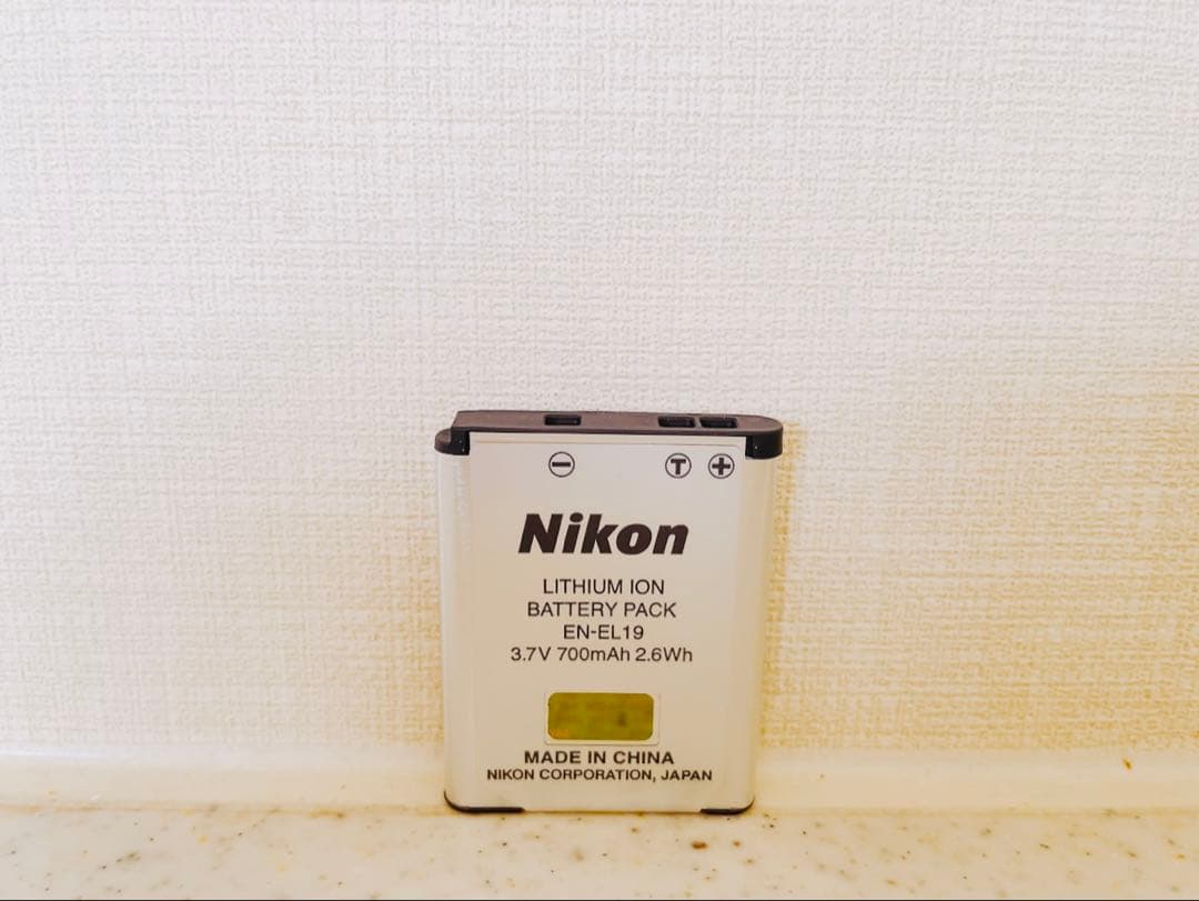 Nikon COOLPIX ピンク デジタルカメラ