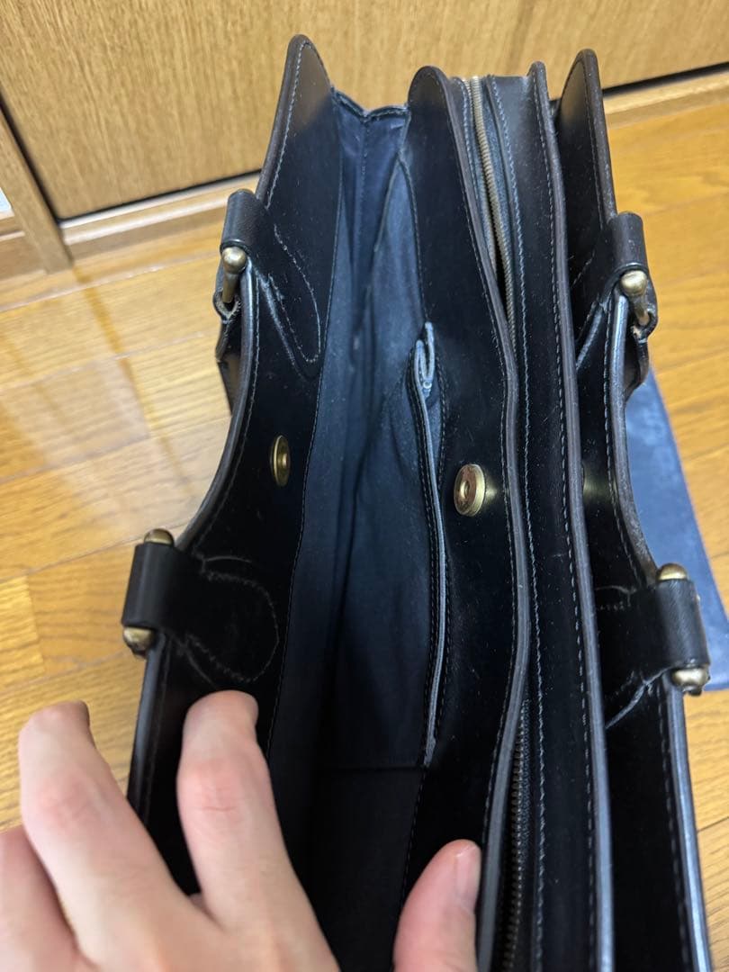 土屋鞄　マグナス　ブリーフケース　ビジネスバッグ