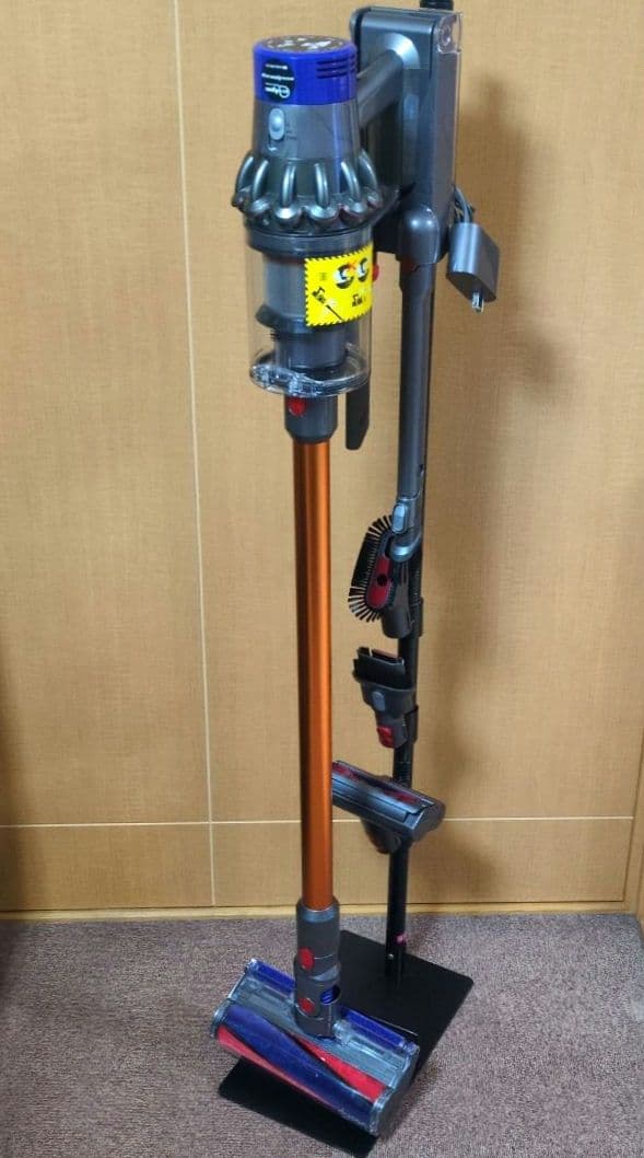 【美品】スタンド付き ダイソン cyclone v10 sv12 分解洗浄済み