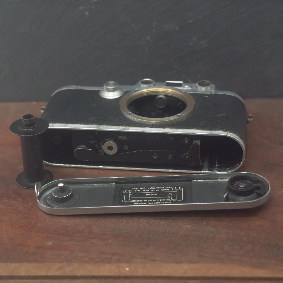 良好！片流れ窓 OH・シャッター幕交換済　バルナックライカ Ⅲa 3a