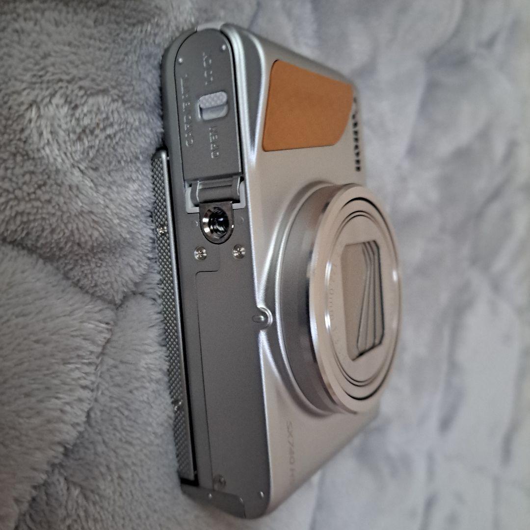 キャノン　PowerShot SX740HS　デジカメ