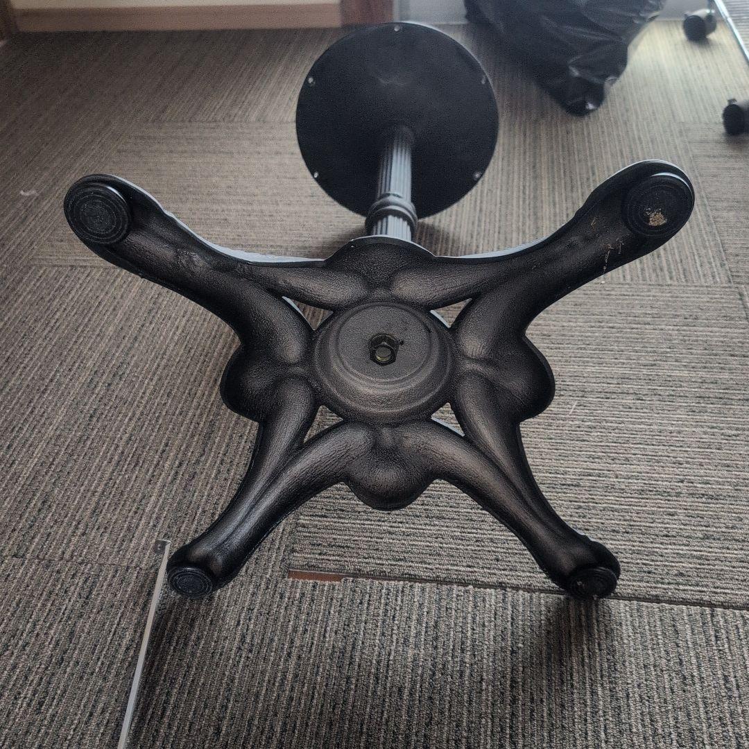 家具金具、DIY素材、金属の脚、鋳物製テーブル脚 I アンティーク　DIY　中古