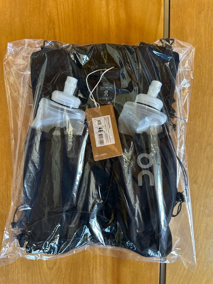 完売品【On】Ultra Vest Pro