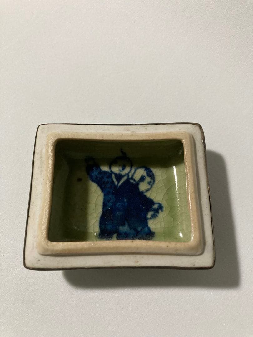 金工足銀 光緒年製刻印 龍金具染付唐子図 蓋物 小物入