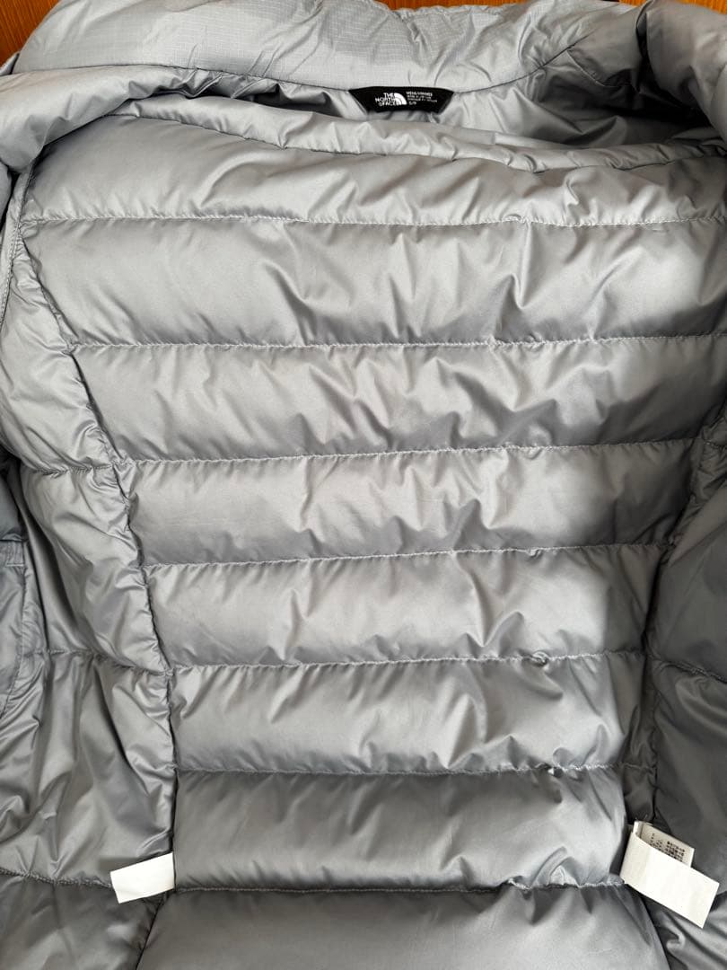 THE NORTH FACE ライトグレーダウンジャケット
