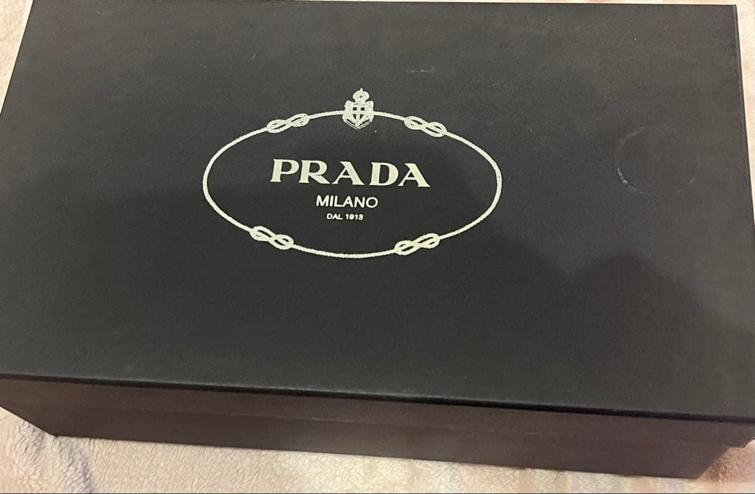 美品　PRADAプラダ　フラットシューズ　パンプス　リボン　ブラック 黒　バレエ