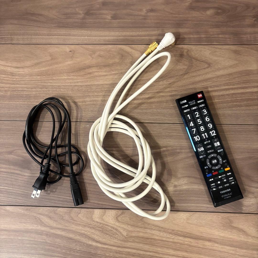 TOSHIBA 東芝 40型液晶テレビ 40S20 2017年製 リモコン付き