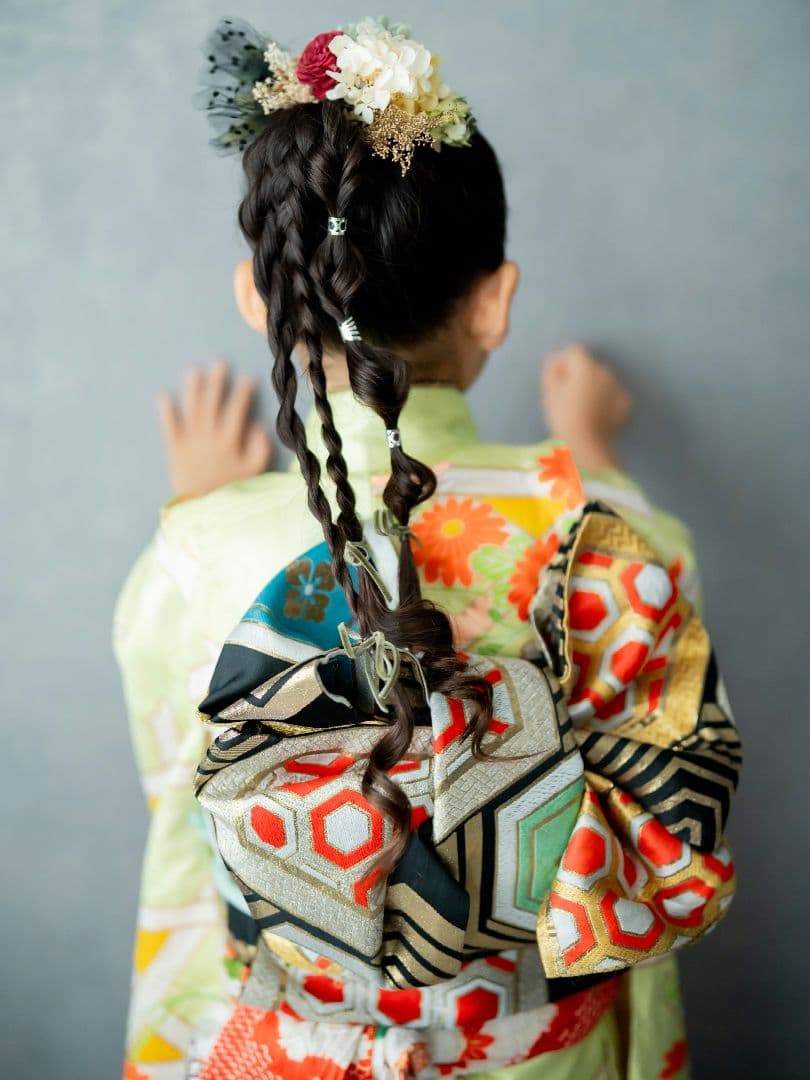 七五三 7歳　女の子 着物　セット　 黄緑　グリーン　アンティーク　古典　レトロ