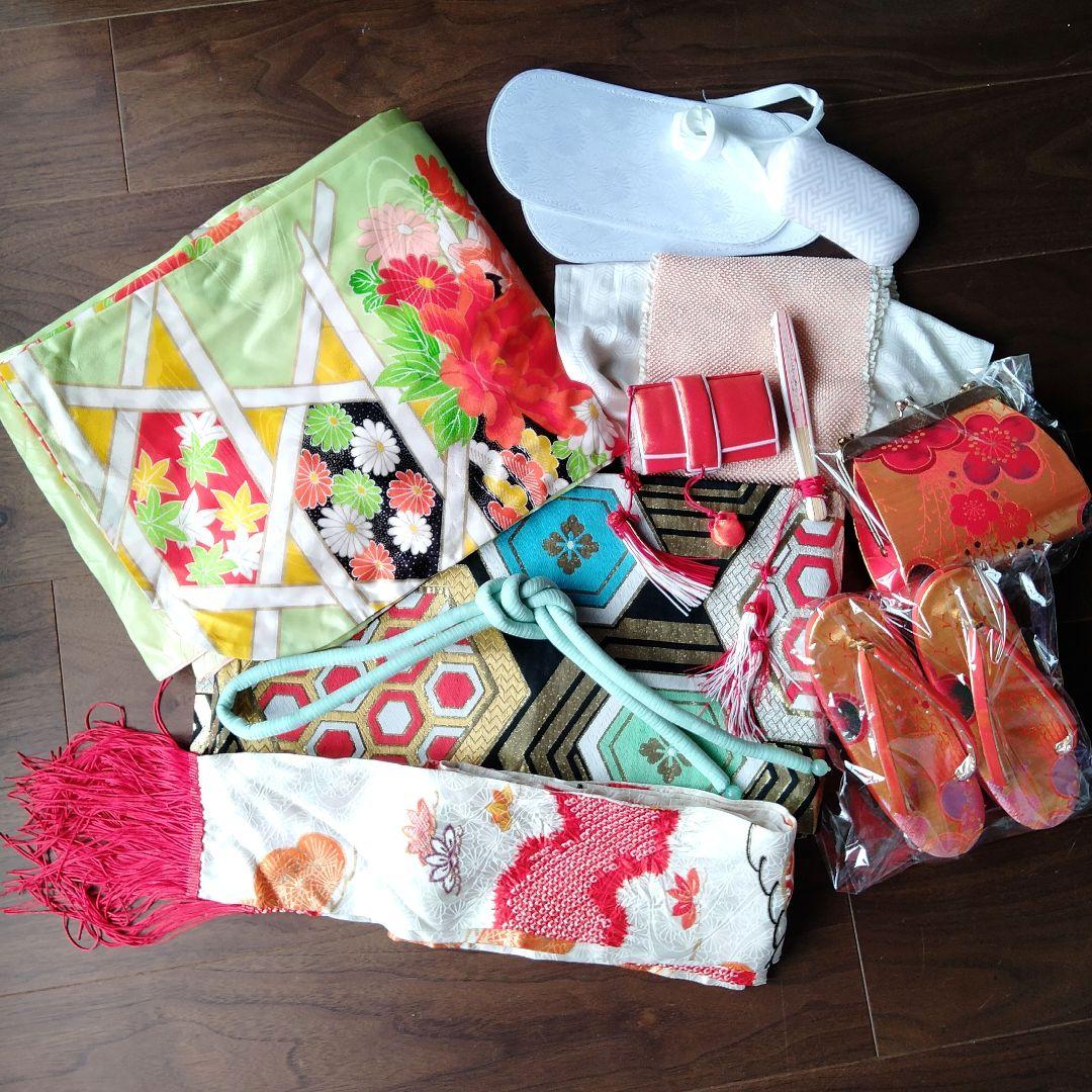 七五三 7歳　女の子 着物　セット　 黄緑　グリーン　アンティーク　古典　レトロ