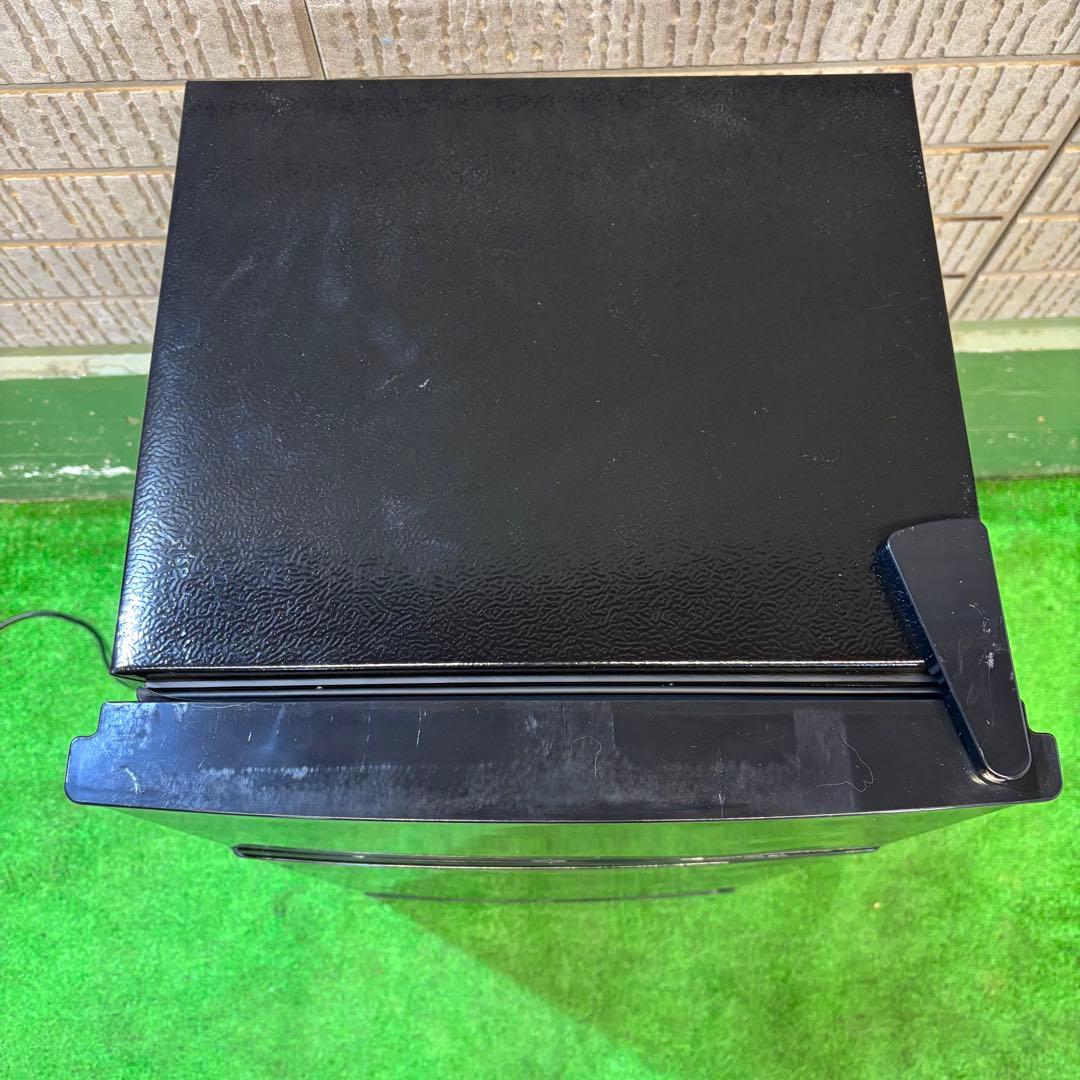 美品 25年製 60L 小型 冷蔵庫 2台目や寝室などに【地域限定配送無料】