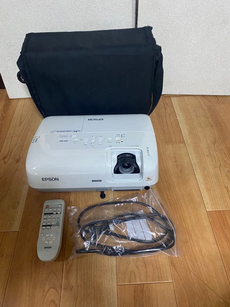 EPSON ビジネスプロジェクター EB-W6