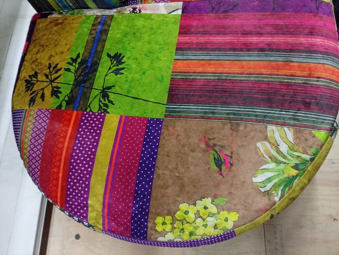 近く配達可能 パッチワークデザイン 2人掛けソファ　京都