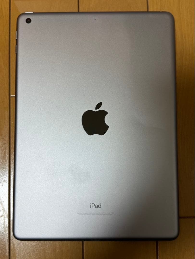 iPad第6世代 Wi-Fiモデル 128GB（タッチペン、ケース付き）