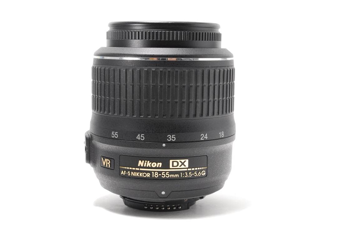 【新品級美品】Nikon D3100　スマホ転送　写真も動画もOK　小型で軽量