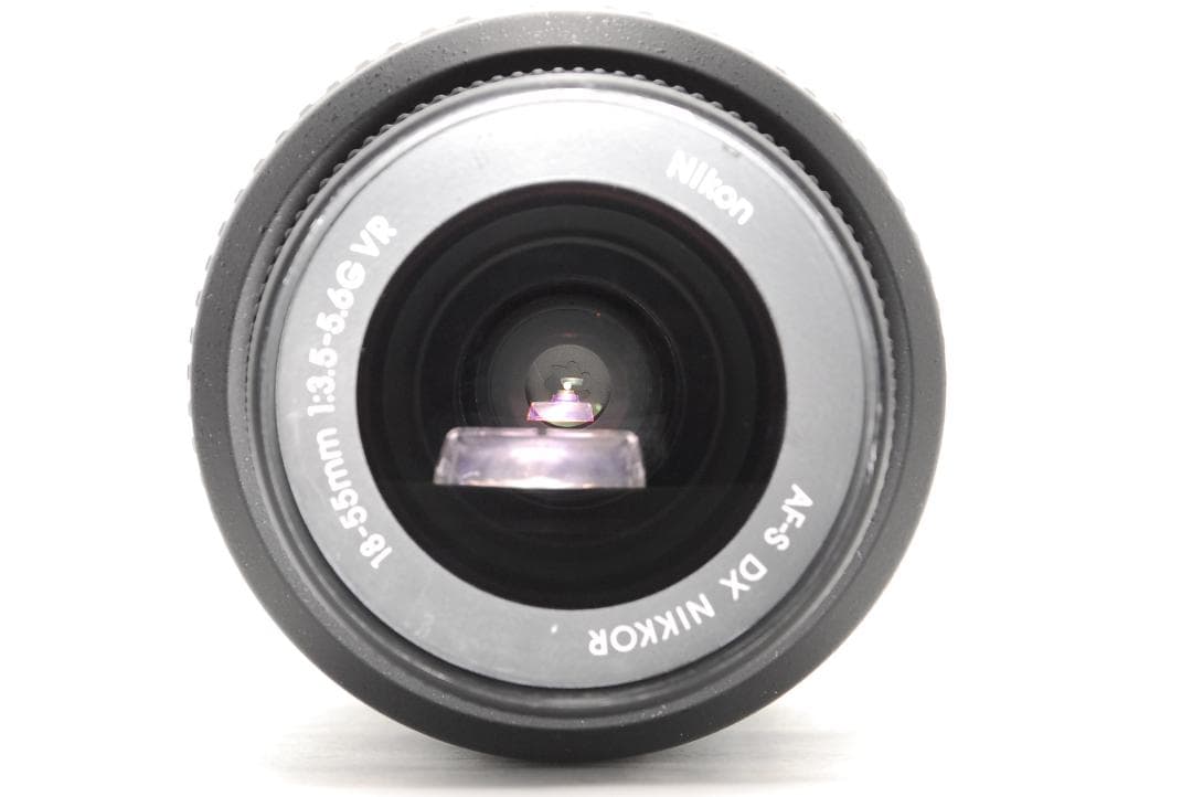 【新品級美品】Nikon D3100　スマホ転送　写真も動画もOK　小型で軽量