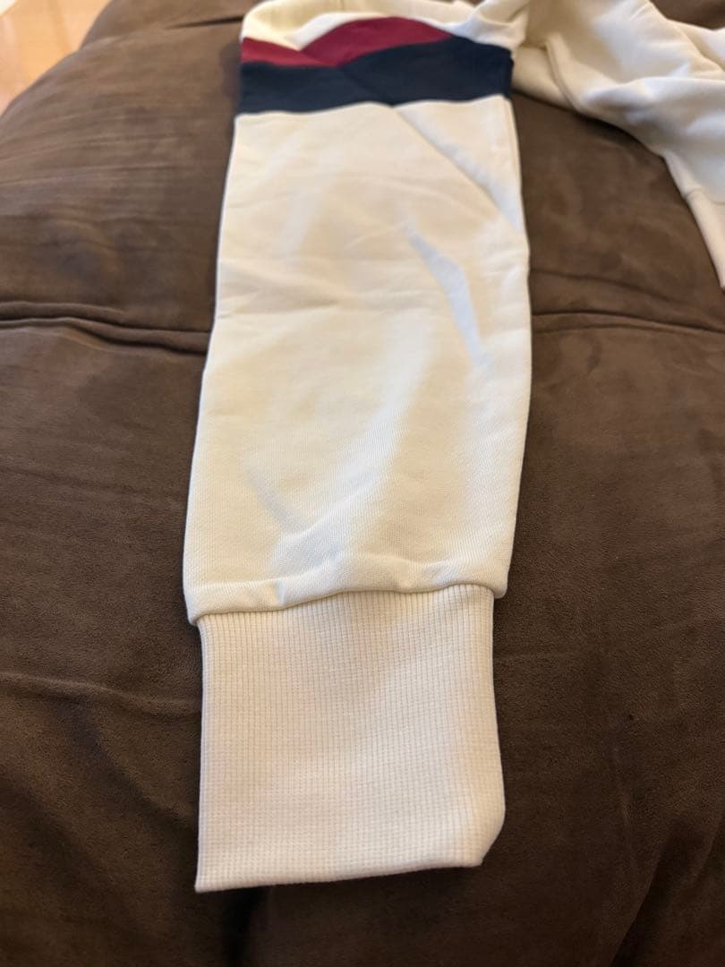 【新品未使用】FCバルセロナ ホワイト ハイネック トレーナー