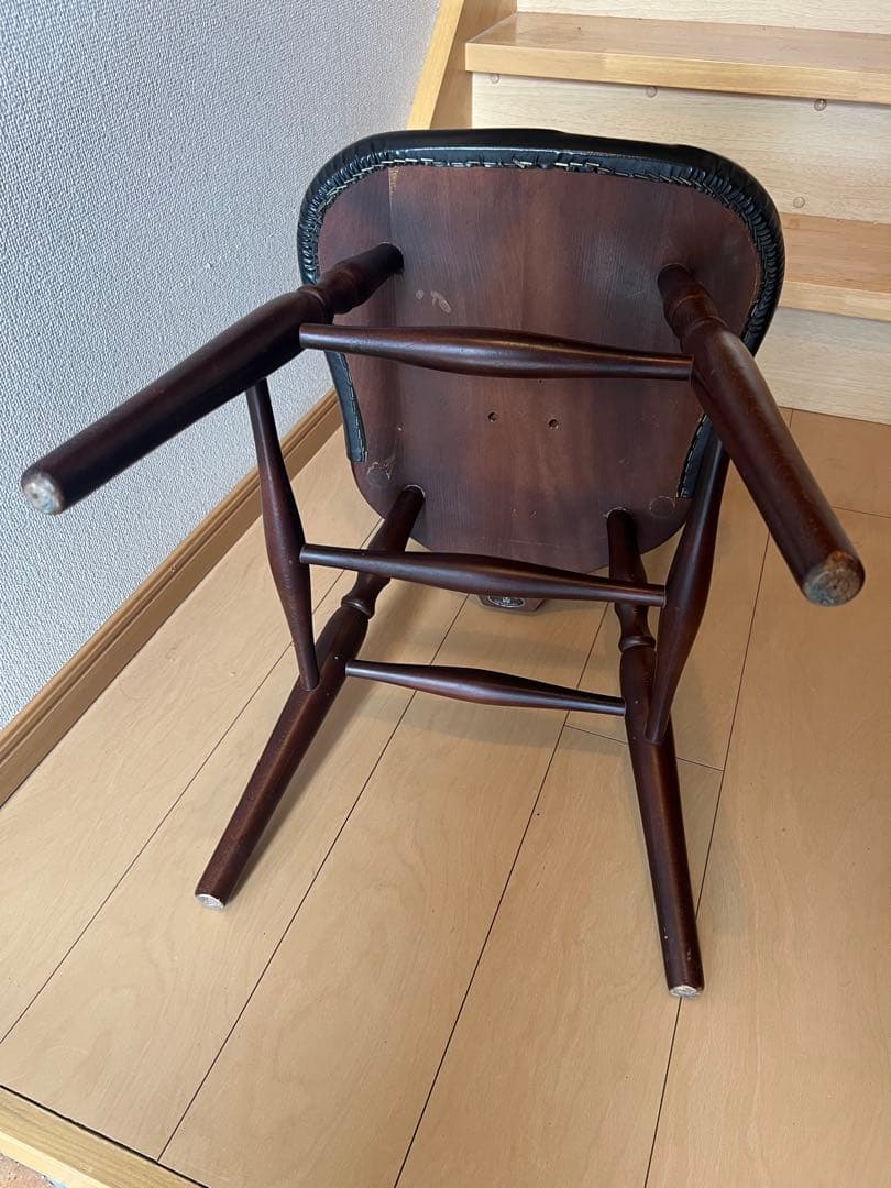 秋田木工　ヴィンテージ　チェア　希少　鋲打ち　ダークブラウン スピンドルチェア