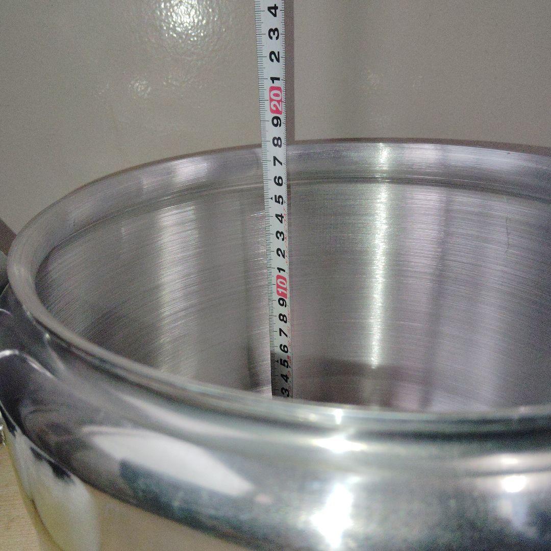 値下げ　大型圧力鍋 (9 L)