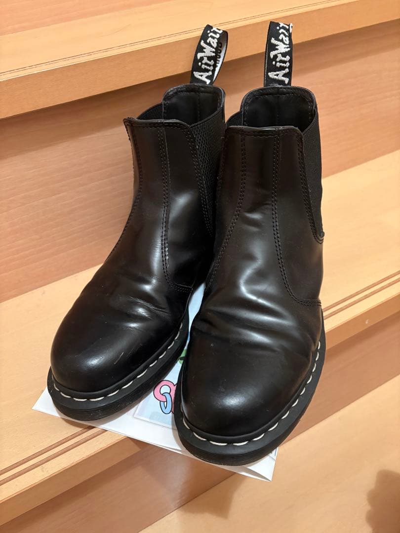 ドクターマーチン チェルシーブーツ サイドゴア　白ステッチ