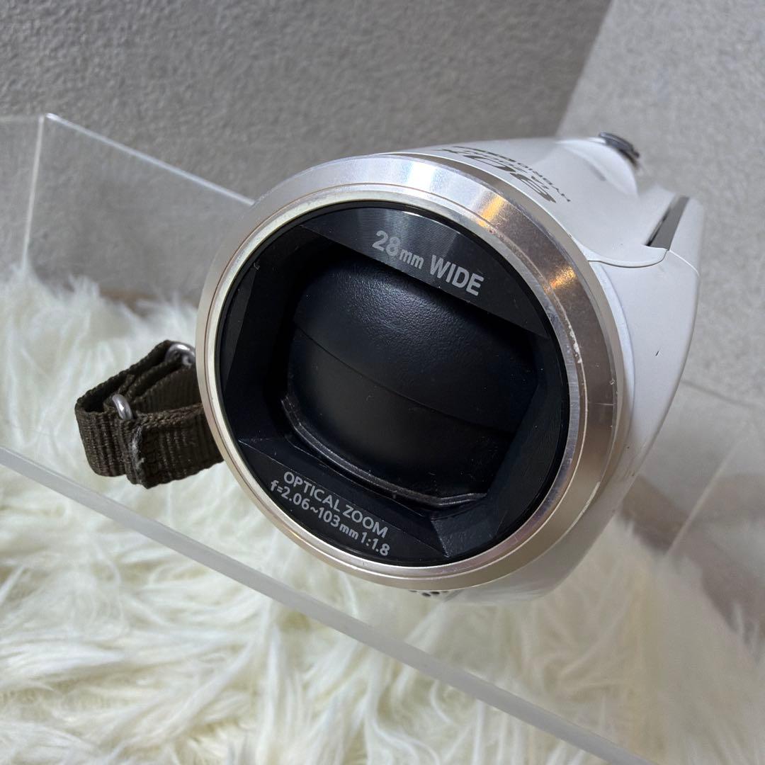 【美品】　Panasonic パナソニック　ビデオカメラ　HC-V520M